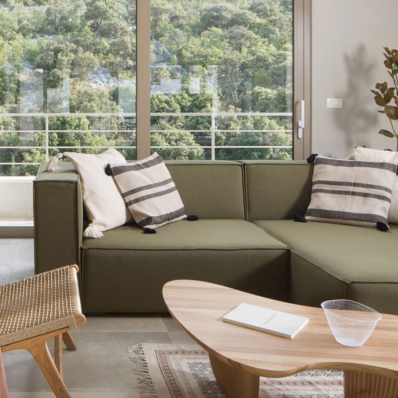 Levels Villa - Explore living room area